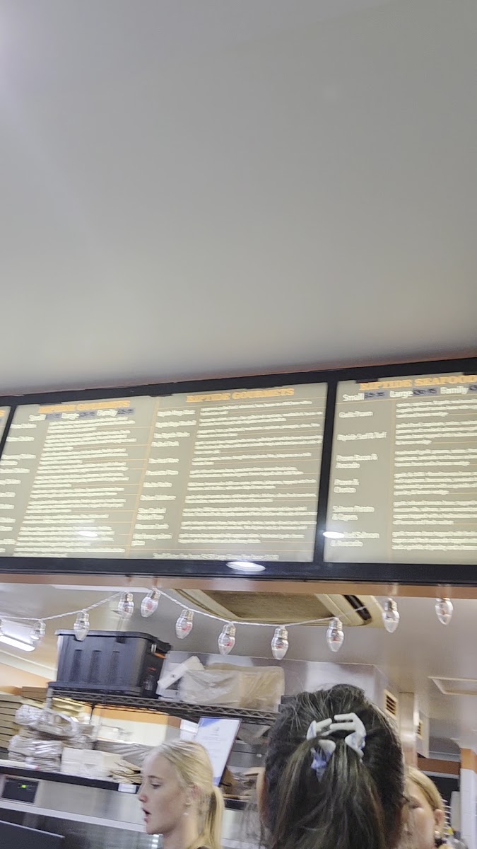 Riptide Pizzeria Photo 2