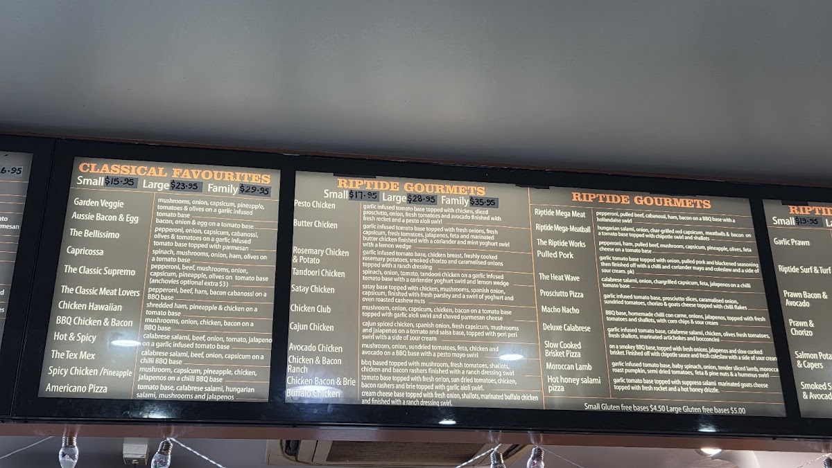 Riptide Pizzeria photo 3